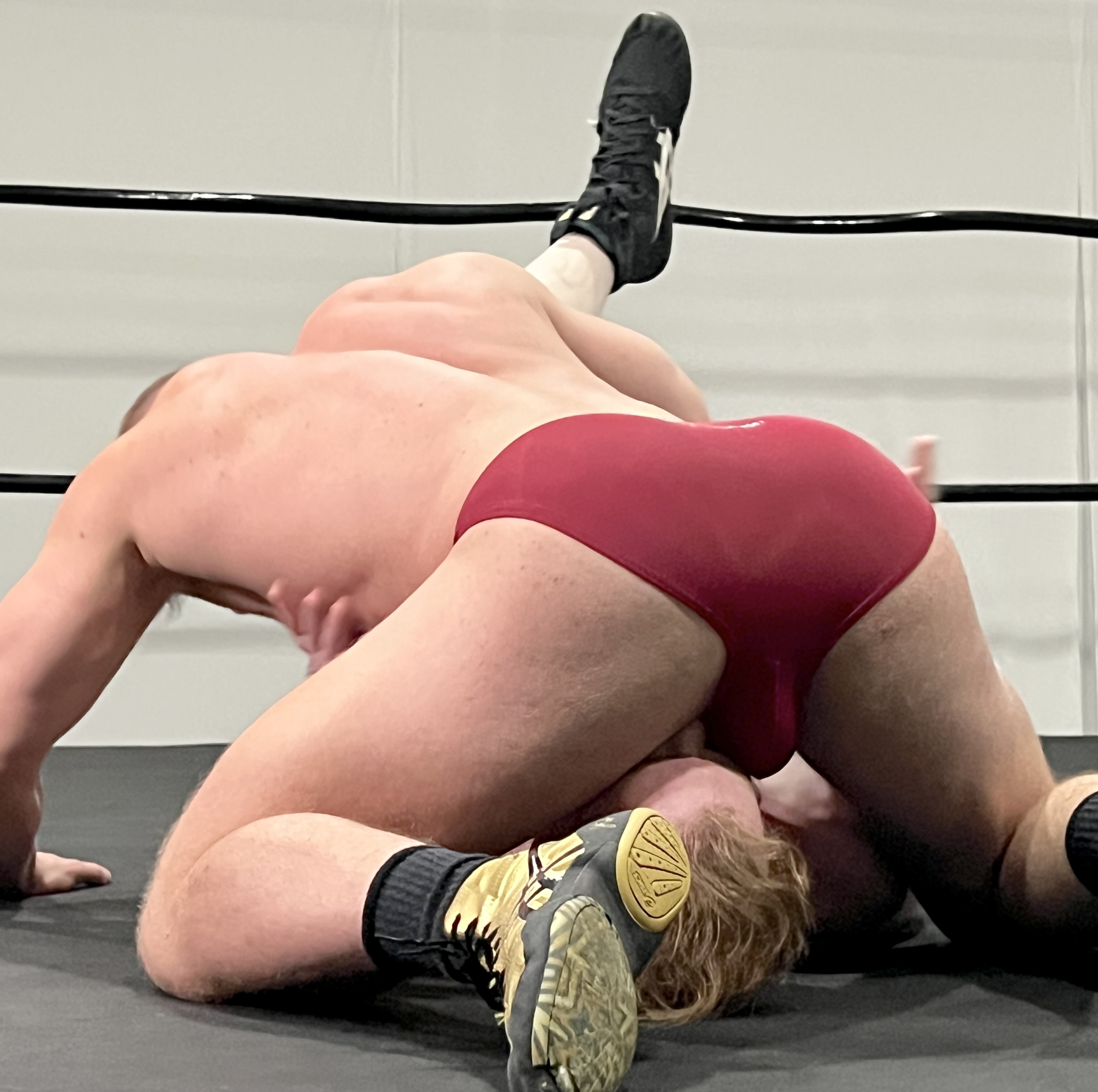 Jordan James vs Forrest Taylor